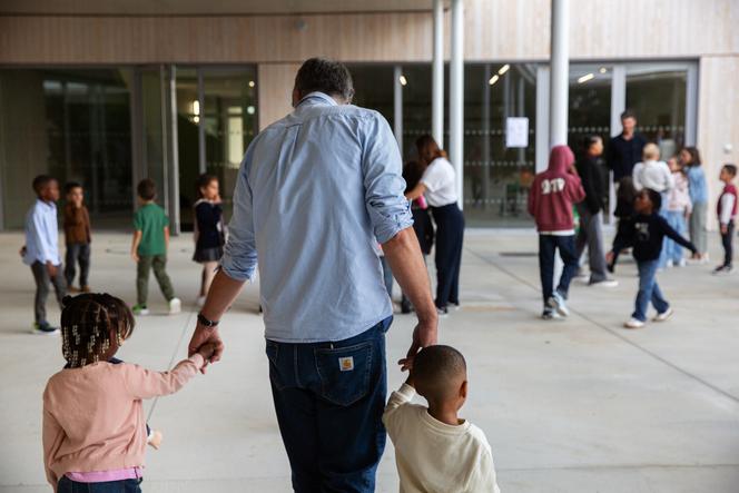 Jour de la rentrée, le 1er septembre 2025, dans le groupe scolaire public Marie-de-Gournay (maternelle et primaire), à Toulouse.