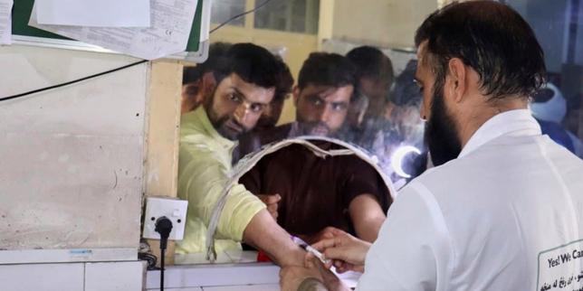En Afghanistan, où un séisme a fait au moins 800 morts, la crainte de nouvelles répliques