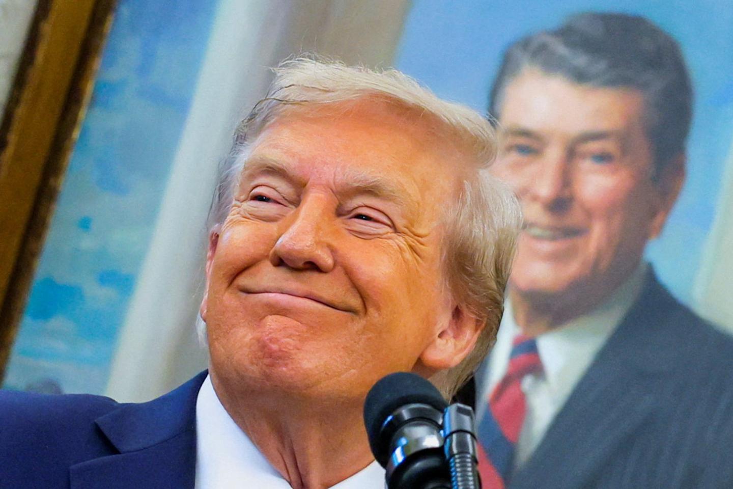 Trump dismisses social media rumors about his health as 'fake news'