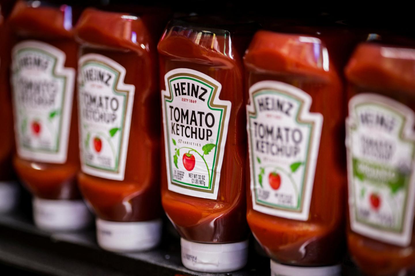 Kraft Heinz to split into two companies