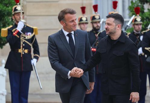 Le président français, Emmanuel Macron (à gauche), et son homologue ukrainien, Volodymyr Zelensky, à l’Elysée, à Paris, le 3 septembre 2025.