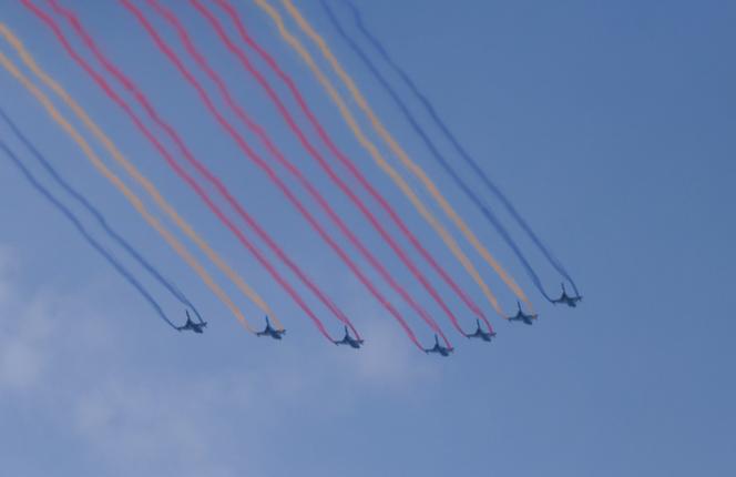 Lors du défilé militaire marquant le 80ᵉ anniversaire de la fin de la seconde guerre mondiale, sur la place Tiananmen à Pékin, le 3 septembre 2025.</noscript></figure>
<section class=