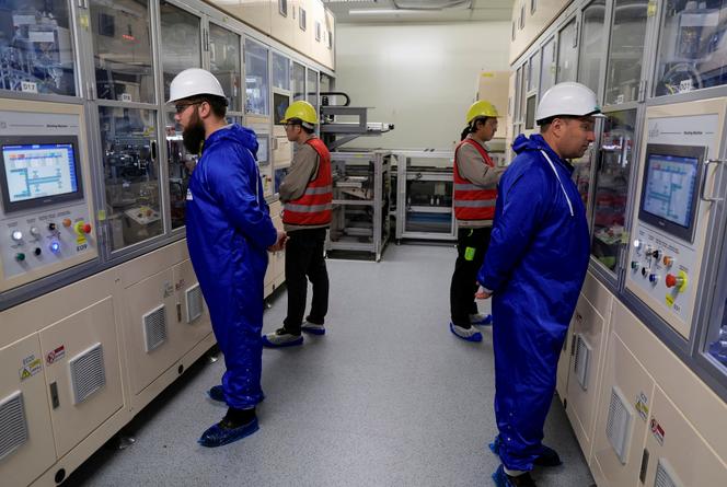 Au sein de la gigafactory Automotive Cells Company (ACC) de Douvrin (Pas-de-Calais), le 30 mai 2023.