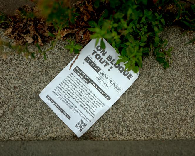 Un tract de mobilisation pour le mouvement du 10 septembre, à Paris, le 4 septembre 2025.