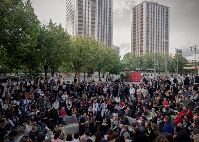 Une assemblée générale organisée en vue du mouvement Bloquons tout le 10 septembre, à Paris, le 4 septembre 2025.