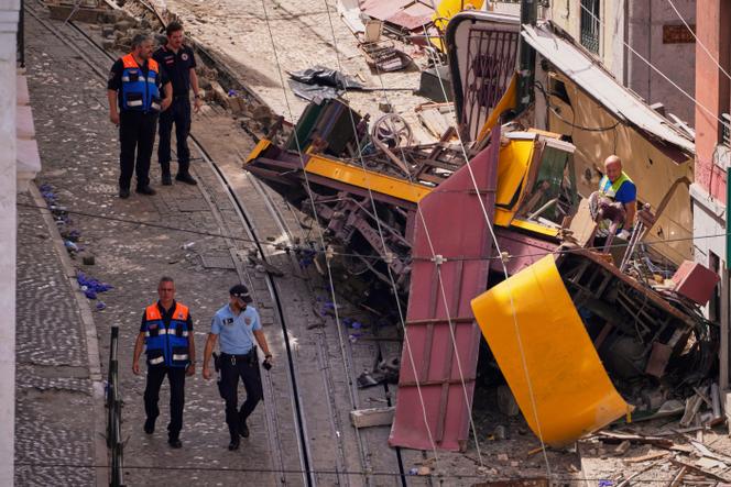 Le déraillement d’un funiculaire à Lisbonne a fait seize morts, mercredi 3 septembre.