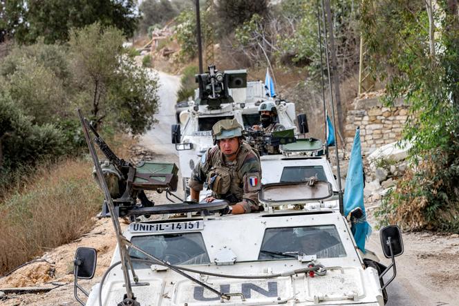 Des véhicules de la Force intérimaire des Nations unies au Liban (Finul), dans la vallée de Khraibehin, à El-Meri, dans le sud du Liban, le 27 août 2025.