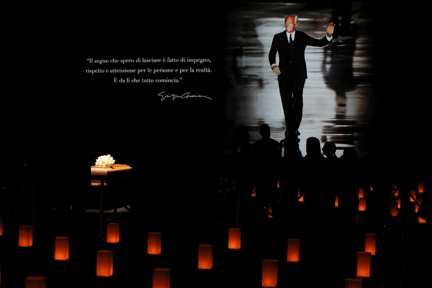 Thousands pay respects to Italian designer Giorgio Armani