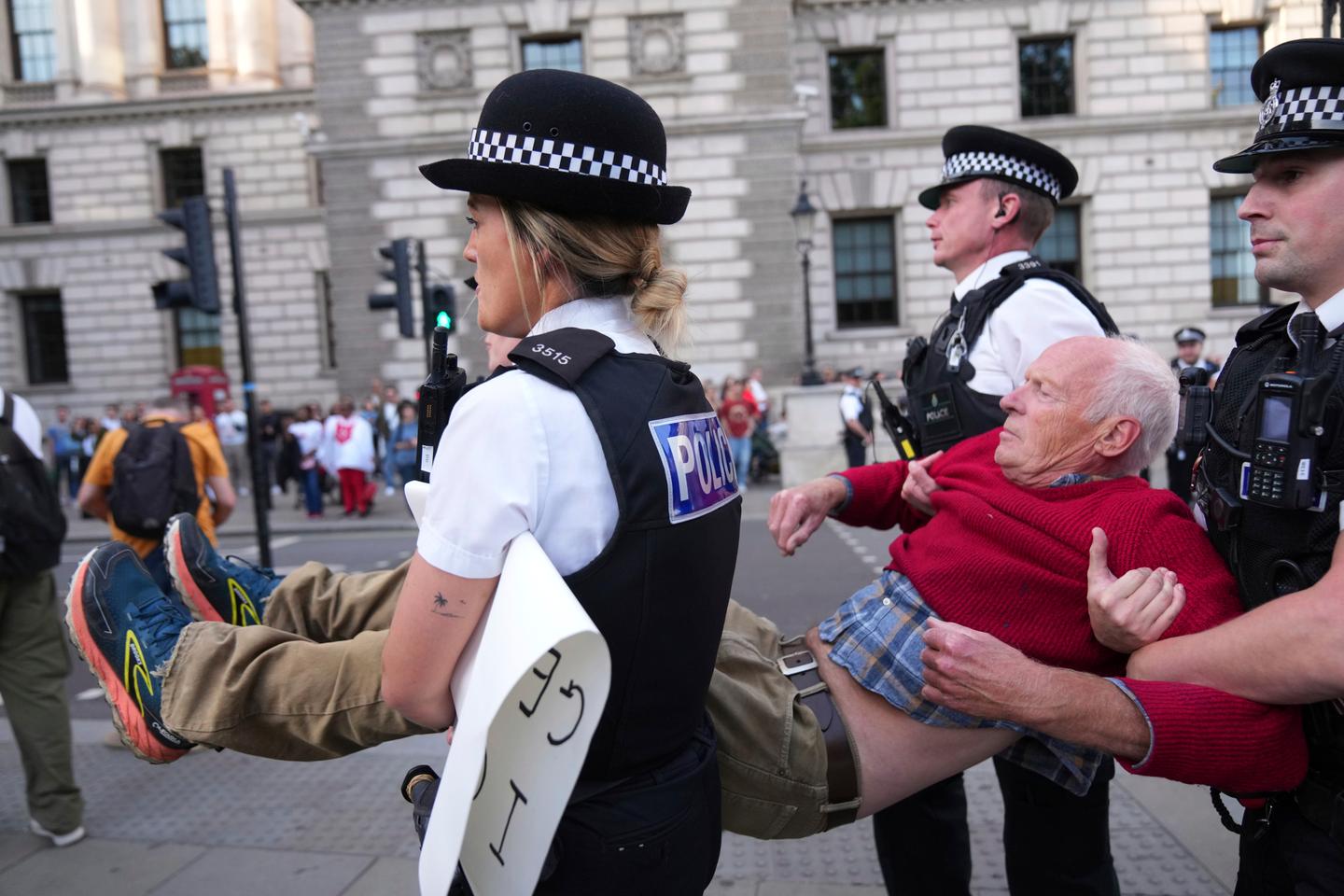 UK police arrest 890 people at Palestine Action demonstration
