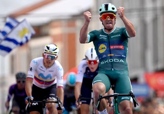 Mads Pedersen (Lidl-Trek), vainqueur de la 15e étape de la Vuelta 2025 entre Vegaredo et Monforte de Lemos (Espagne), le 7 septembre 2025.
