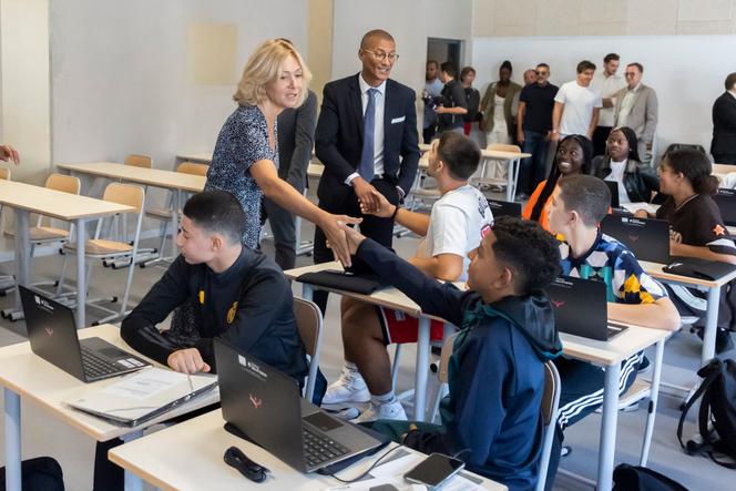 La présidente de la région Ile-de-France, Valérie Pécresse (Les Républicains), au lycée Marcel-Cachin à Saint-Ouen (Seine-Saint-Denis), le 4 septembre 2023.