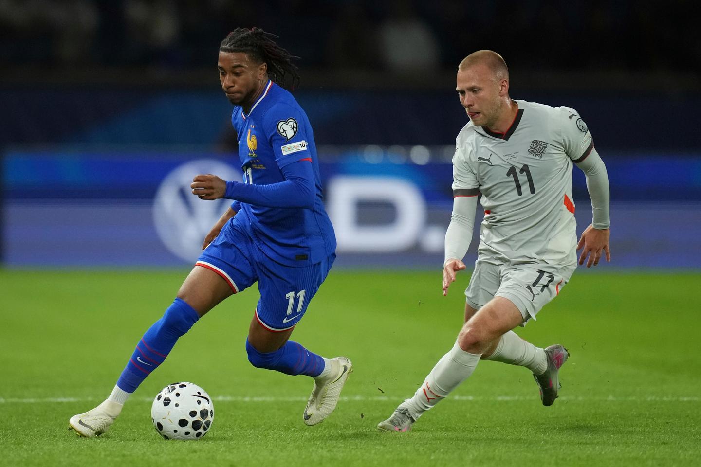 France-Azerbaïdjan : avec Michael Olise, les Bleus tiennent peut-être le digne successeur d’Antoine Griezmann