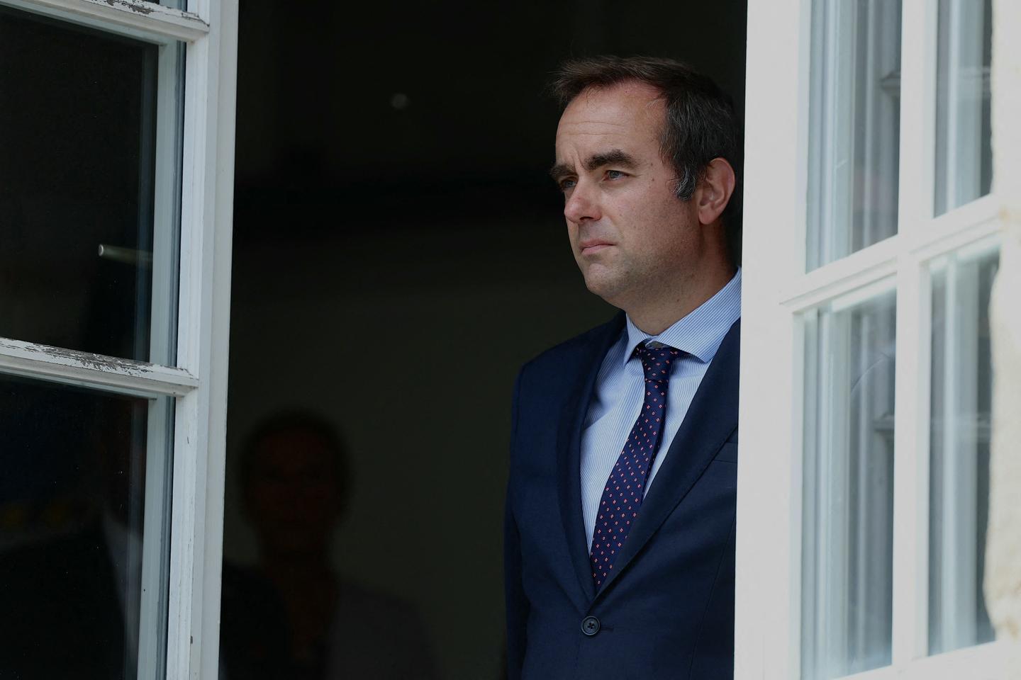 Lecornu, far right's favorite Macronist, already threatened by Le Pen