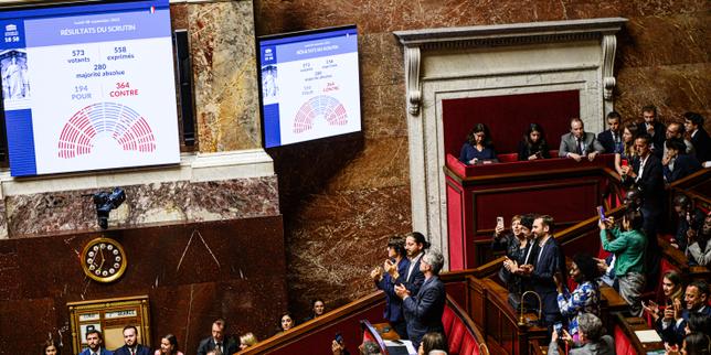 Après la chute du gouvernement Bayrou, le président de la République dans un champ de ruines
