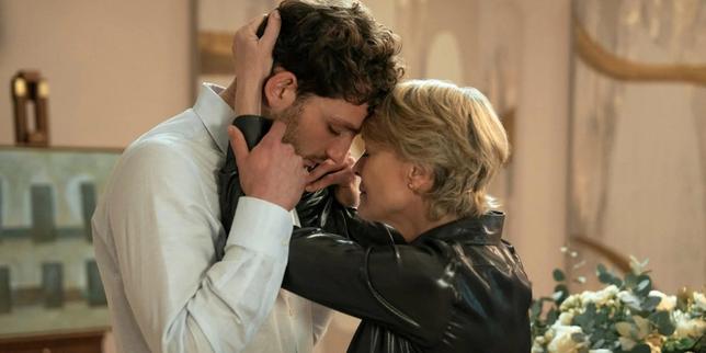 A regarder ce soir : « The Girlfriend » sur Prime Video, Robin Wright en belle-mère de glace et Olivia Cooke en fiancée louche