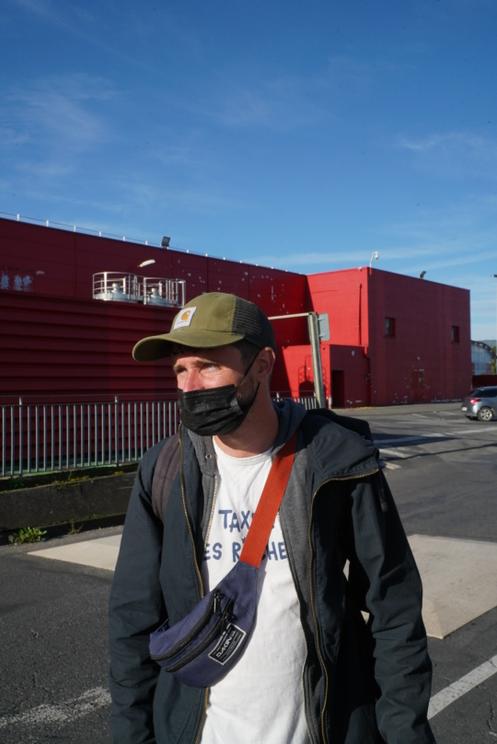 Flo, un manifestant de la mobilisation Bloquons tout, le 10 septembre 2025 à Clermont-Ferrand.