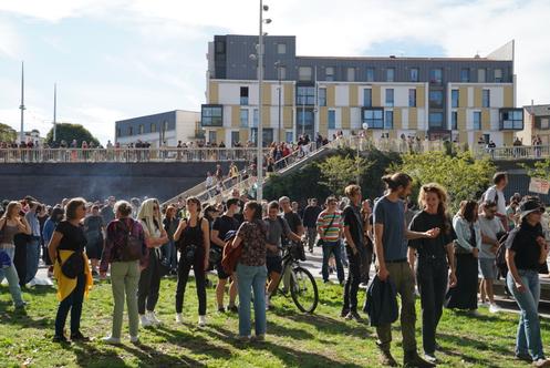 Lors du rassemblement place des Carmes, à Clermont-Ferrand, le 10 septembre 2025.