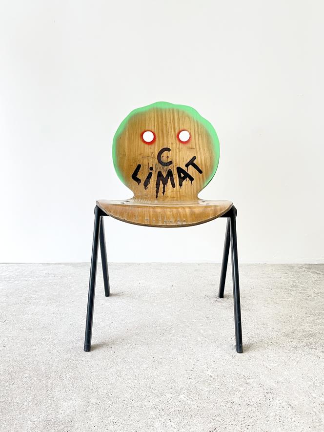 Chaise « Climat », n °109/577.