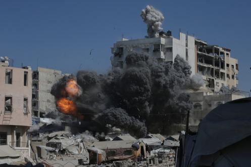 Une frappe israélienne sur la ville de Gaza, le 12 septembre 2025.