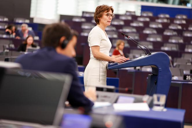 Jessika Roswall, commissaire européenne chargée de l’environnement, lors de la séance plénière autour de la présentation du paquet « produits chimiques », au Parlement européen, à Strasbourg, le 8 juillet 2025.