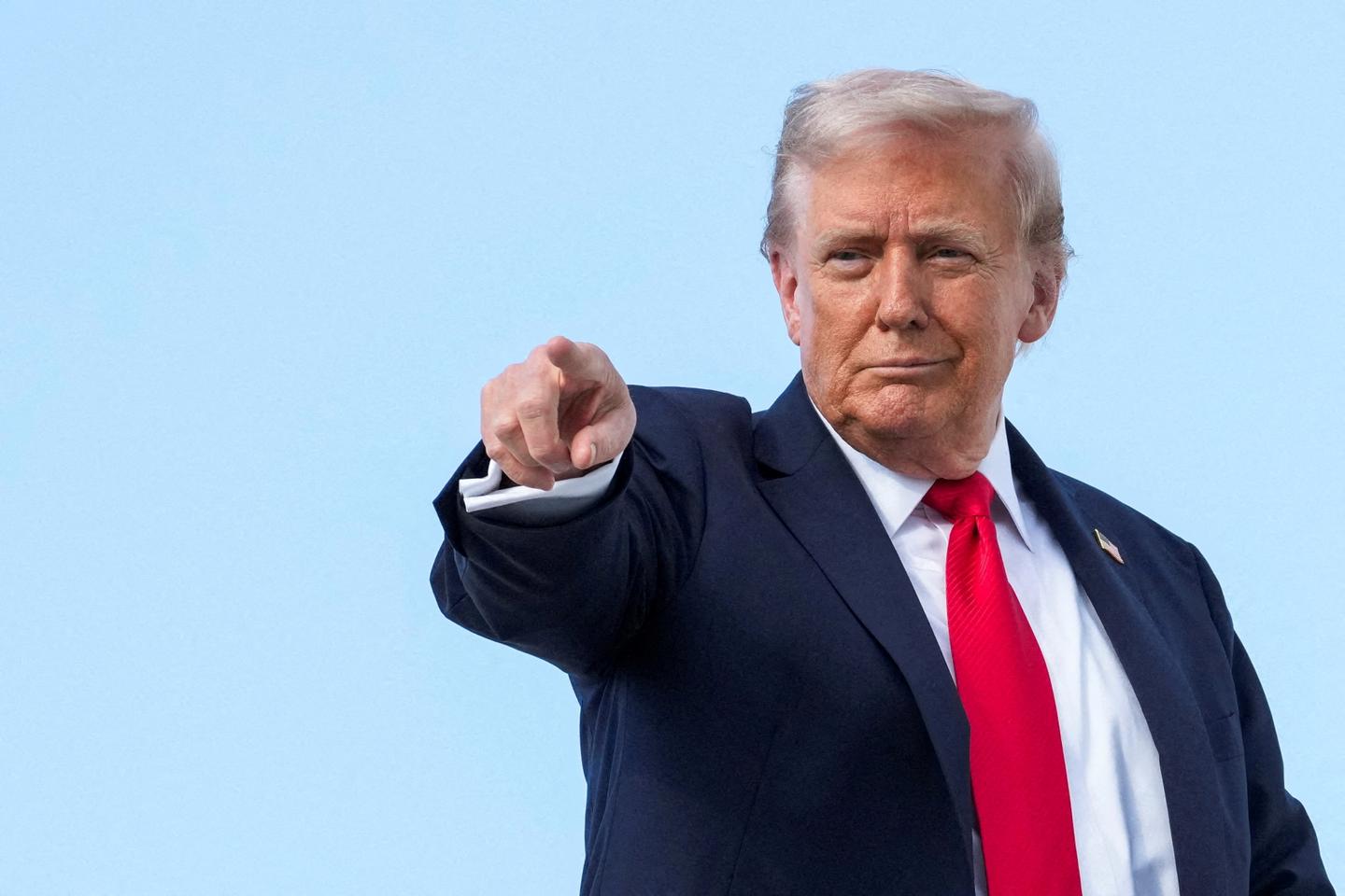Trump ready to impose major sanctions on Moscow 'when all NATO nations stop buying oil from Russia'
