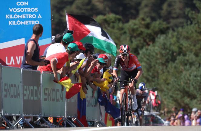 Lors d’une étape de la Vuelta, entre Robledo de Chavela et Bola del Mundo (Espagne), le 13 septembre 2025.