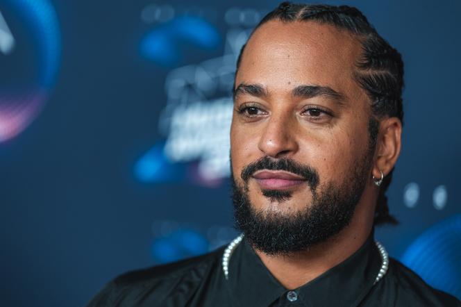 Slimane Nebchi à la 25ᵉ cérémonie des NRJ Music Awards le 10 novembre 2023.
