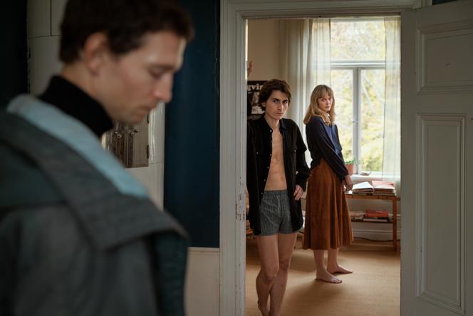 August Wittgenstein (Markus Vogler), Gustav Lindh (David Howard) et Frida Gustavsson (Marianne Vogler) dans la série « Infidèles », de Thomas Alfredson.