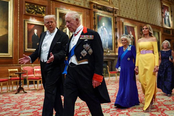Le président américain Donald Trump, la première dame, Melania Trump, le roi Charles III, la reine Camilla, au château de Windsor, (Royaume-Uni), le 17 septembre 2025.