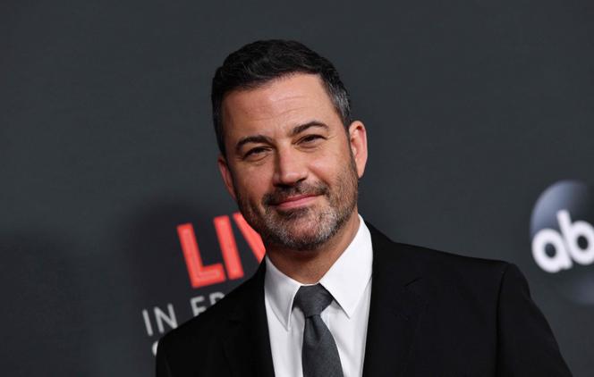 Le présentateur de télévision américain Jimmy Kimmel arrive à l’hôtel Roosevelt à Hollywood pour la soirée « An Evening With Jimmy Kimmel », le 7 août 2019. 