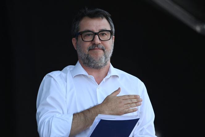 Matteo Salvini, vice-premier ministre italien et ministre des infrastructures et des transports, lors d’une réunion avec les dirigeants européens d’extrême droite à Mormant-sur-Vernisson (Loiret), le 9 juin 2025. 