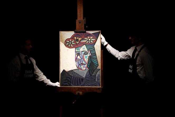 Le tableau « Buste de femme au chapeau à fleurs (Dora Maar), 1943 », de Pablo Picasso (1881-1973), à Paris, le 16 septembre 2025.