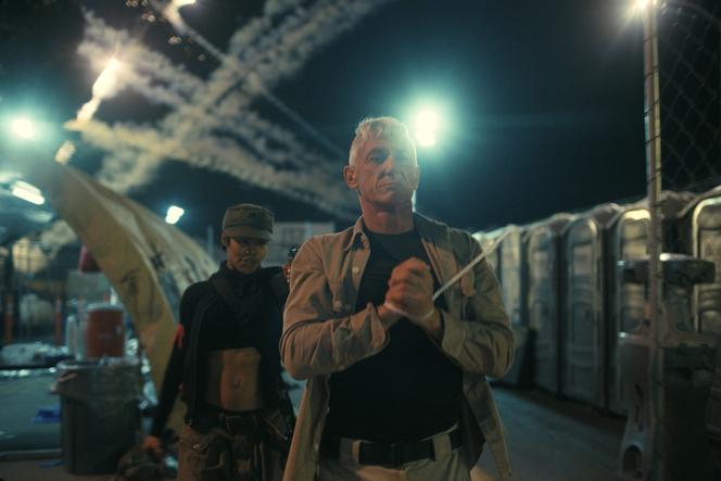 Teyana Taylor (Perfidia Beverly Hills) et Sean Penn (colonel Steven J. Lockjaw), dans « Un bataille après l’autre », de Paul Thomas Anderson.