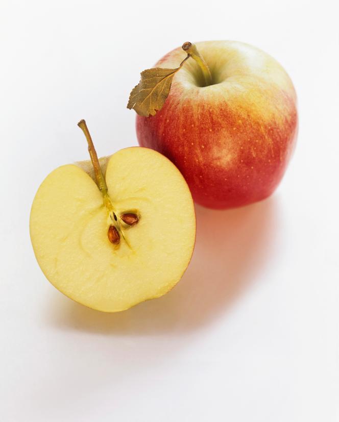 Une pomme Braeburn.