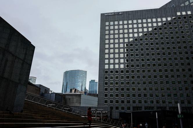 Le siège de la société Worldline, dans le quartier d’affaires de la Défense, près de Paris, le 26 octobre 2023.