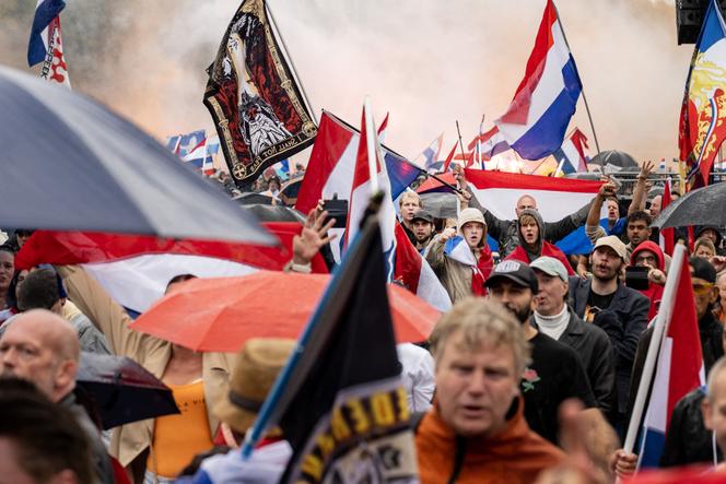 Manifestation « Debout pour les Pays-Bas » contre la politique actuelle du gouvernement néerlandais à l’égard des demandeurs d’asile, à La Haye, le 20 septembre 2025.