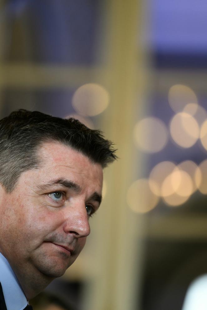 Le maire de Saint-Etienne, Gaël Perdriau, dans sa mairie, le 29 janvier 2024.