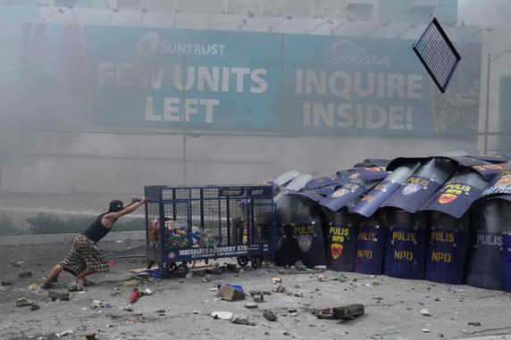 Lors des manifestations contre la corruption, à Manille (Philippines), le 21 septembre 2025. 