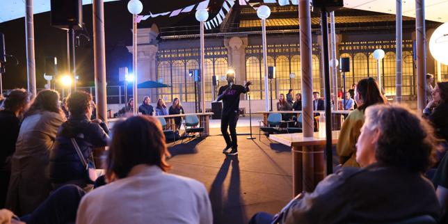 Au Festival du « Monde », avec La Nouvelle Seine Comedy Club, une blague vaut mille débats