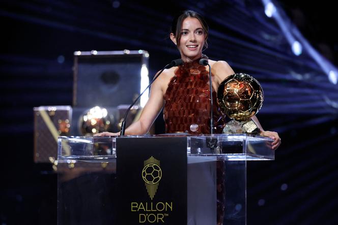 Barcelona's Spanish midfielder and Ballon d’Or 2024 winner Aitana Bonmatí speaks after receiving the Women's Ballon d'Or award during the 2025 Ballon d'Or France Football award ceremony at the Theatre du Chatelet in Paris on September 22, 2025.