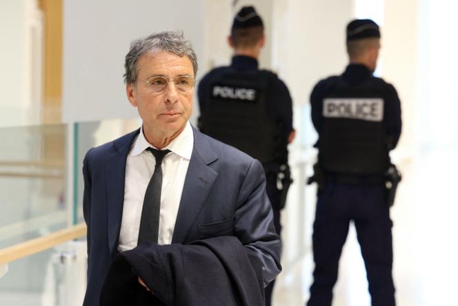 Alexandre Djouhri, au tribunal judiciaire de Paris, le 8 avril 2025.