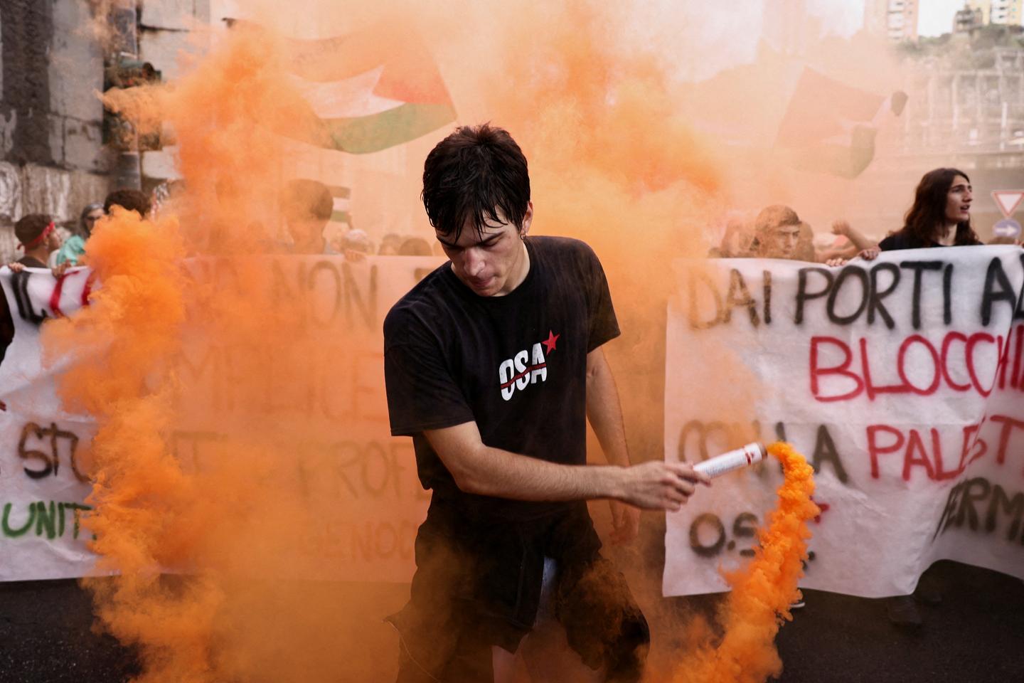 In Italy, tens of thousands stage protests in solidarity with Gaza