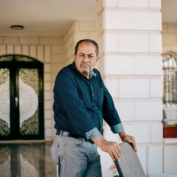 L'oncle de Samiya Alkam, Yasser, qui a fait le choix de revenir vivre dans son village natal, il y a trois ans, après une carrière d’avocat aux Etats-Unis.