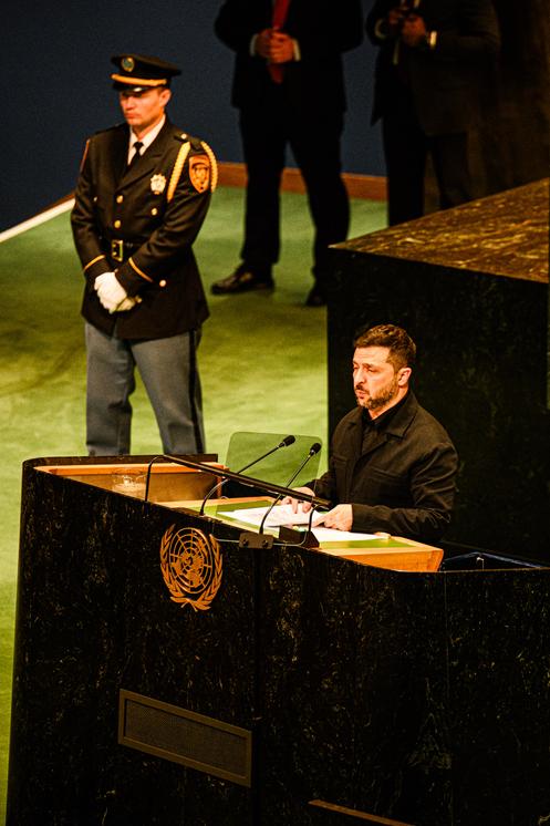 Le président ukrainien, Volodymyr Zelensky, au siège de l’ONU, à New York, le 24 septembre 2025.