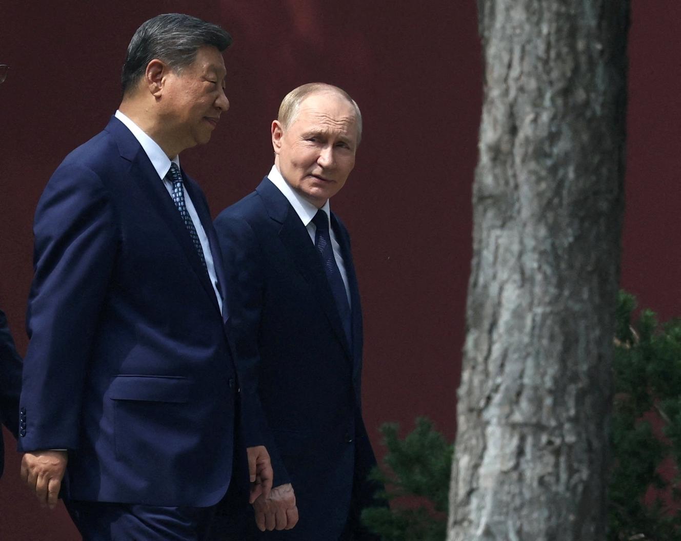 Vladimir Poutine reçu par Xi Jinping pour renforcer des liens profondément déséquilibrés