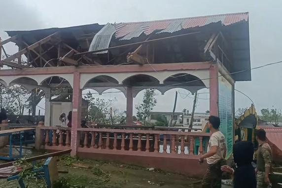 Suite au passage de la tempête tropicale Bualoi, à Masbate City (Philippines), le 26 septembre 2025.