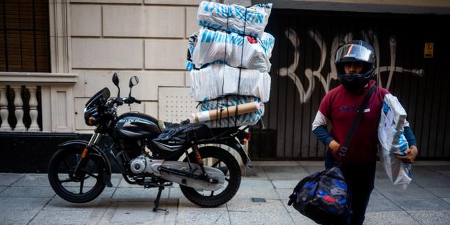 Quand l’Argentine découvre, en 2025, l’e-commerce mondial : « Des articles beaucoup moins chers, plus variés, parfois de meilleure qualité »