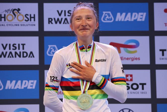 Gold-medallist Canadian rider Magdeleine Vallières-Mill on the podium in Kigali, Rwanda, September 27, 2025.