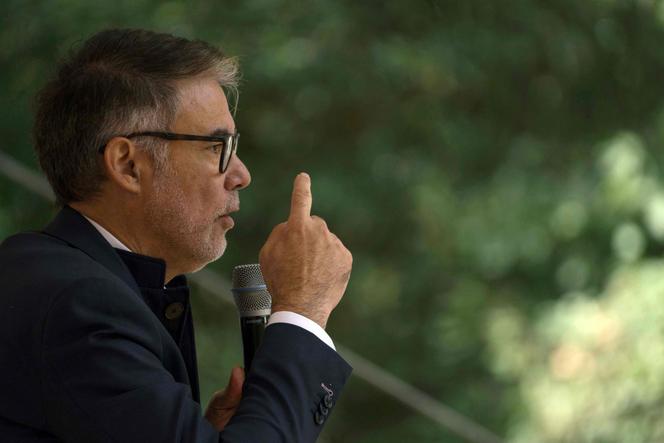 Olivier Faure, premier secrétaire du Parti socialiste, prononce un discours lors de la 5ᵉ édition des Rencontres de la gauche à Bram (Aude), le 27 septembre 2025.