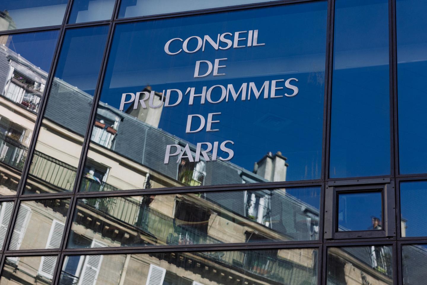 Aux prudâ€™hommes, des sans-papiers exploitÃ©s face aux entreprises du dÃ©chetÂ :...